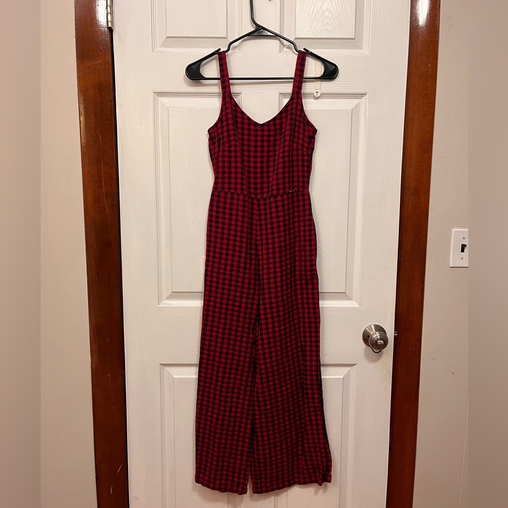 Super cute checkered jumpsuit!